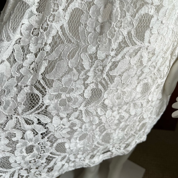 EUC Hollister White Lace Dress M - Picture 5 of 9